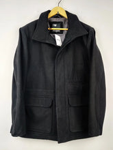 Buy online pre-used pre-loved 100% authentic & Original branded Peter Werth (CB-141) available in Pakistan. Top international brands avilable.